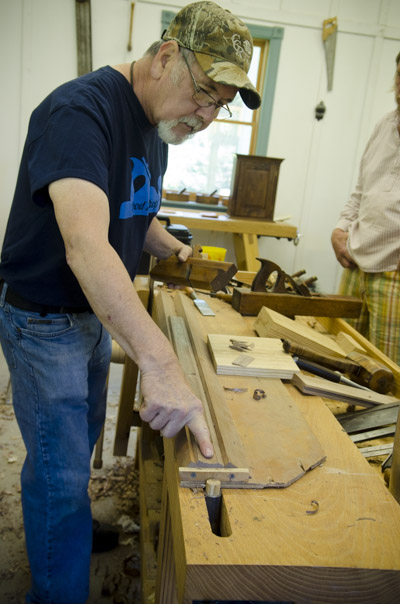 David Ray Pine cutting a custom walnut molding with hollows and rounds moulding planes